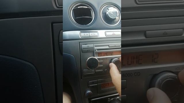 Флешка в машину через AUX. смотреть онлайн