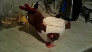 Курочка, игрушка на батарейках