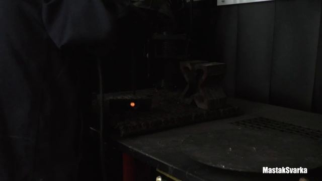 Как проделать отверстие сваркой в профильной трубе смотреть онлайн