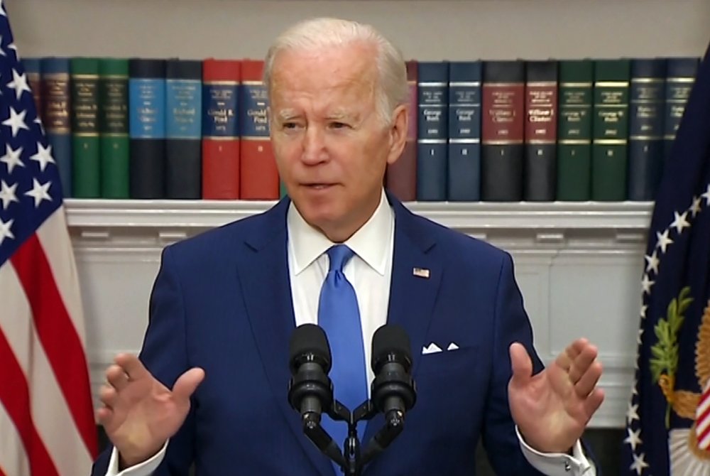 Байден превратил в шоу подписание закона о борьбе с инфляцией / События на ТВЦ