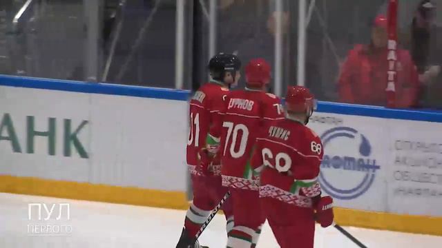 Лукашенко получил по лицу клюшкой во время матча смотреть онлайн