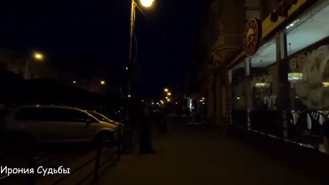 Случайно оказавшись рядом, врач спас малышку, но увидев её мать побелел на месте... смотреть онлайн