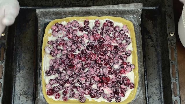 ШЕДЕВРАЛЬНЫЙ ПИРОГ С МЕРЕНГОЙ И ЯГОДАМИ❤️⠀