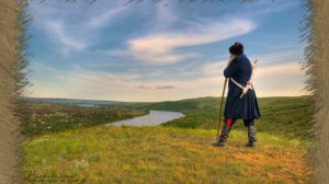 Нурбулат-На горе стоял казак.Он Богу молился,За свободу,за народ,низко поклонился.2020