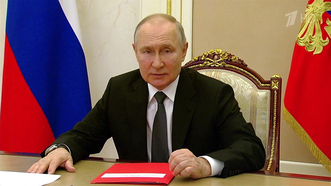 Информационная безопасность России в центре внимания президента на Совбезе РФ