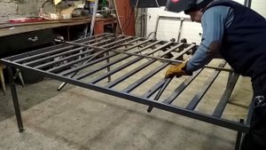 Садовые качели из металла своими руками. DIY metal garden swing.