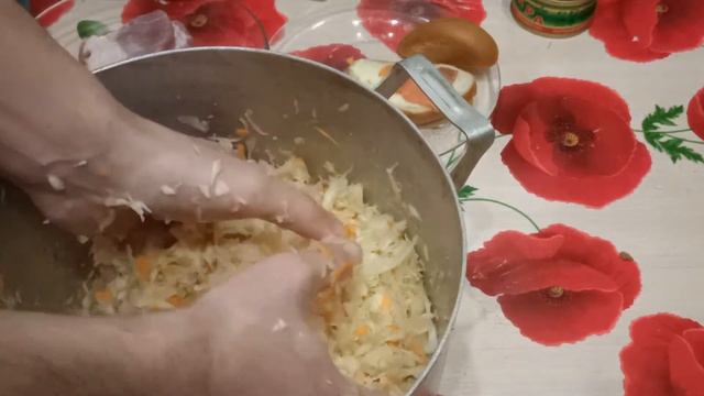 Быстро засолить капусту | как посолить капусту | солить капусту дома Бабушкин рецепт на Новый год