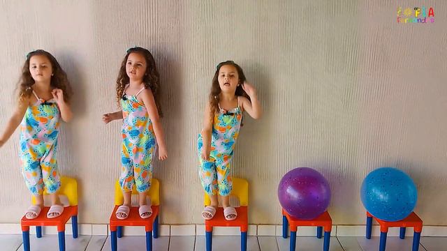 Five Little Monkeys 동요와 어린이 노래 Kids Song - Sofia Fernandes смотреть онлайн