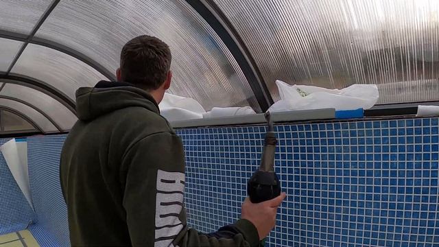 Ремонт бассейна. Отделка бассейна уникальной пленкой ПВХ