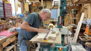 “Building an electric guitar” Gluing the Acacia top to the body.