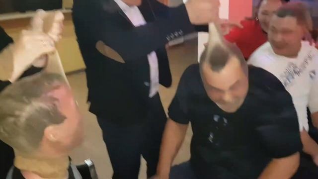 Прикол ( чулки на голове) смотреть онлайн