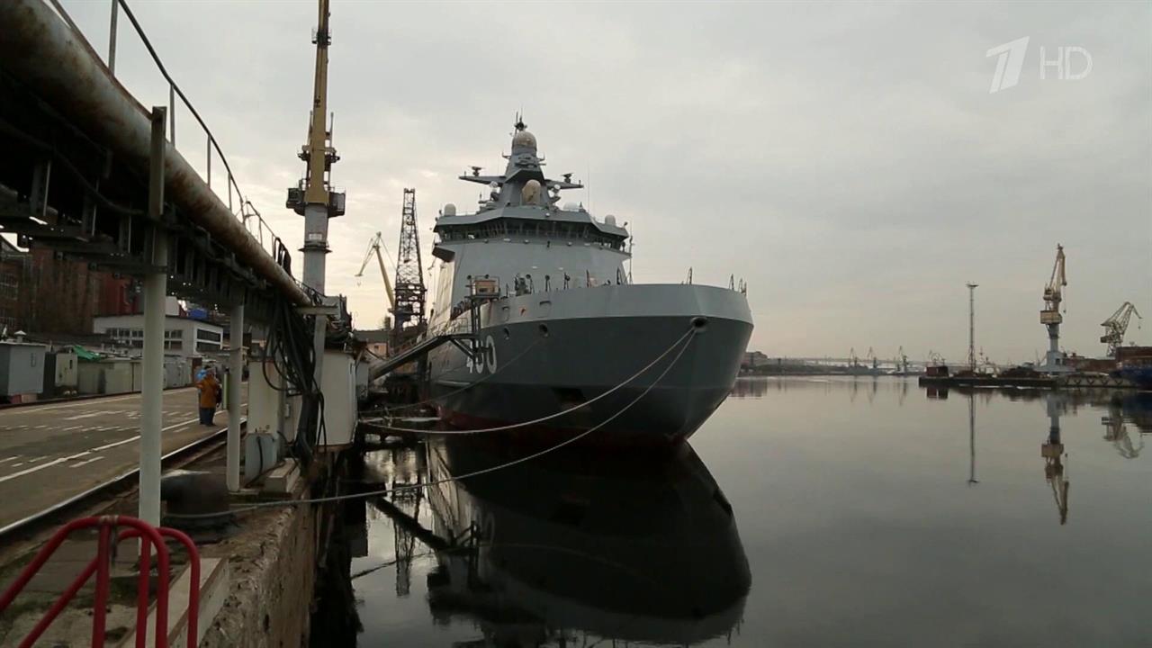 К ходовым испытаниям в Арктике готовится первый боевой ледокол "Иван Папанин"