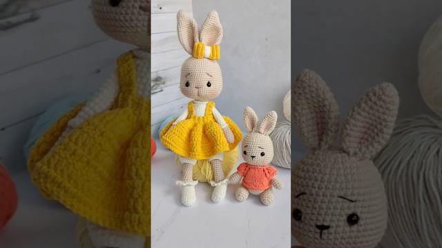 милая зайка с малышом))) есть МК #вязаниекрючком #вязальныйвлог #игрушкикрючком #амигуруми смотреть онлайн
