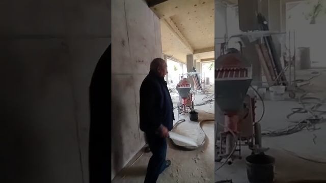 Самовыравнивающийся пол Knauf трибон и титалин с применением штукатурной станции #sertamaster xl