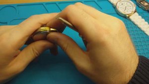 Часовой инструмент для открытия крышек часов