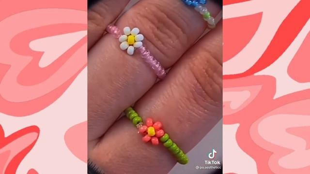 Туториалы на колечки из бисера//•идеи•??✨/смотреть описание!/ смотреть онлайн