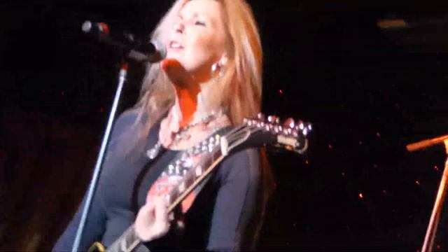 LITA FORD - Cherry Bomb (Runaways) Monsters Of Rock Cruise 2018 смотреть онлайн