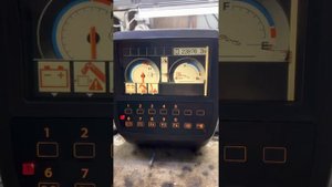 Ремонт панели приборов от экскаватора hitachi 3 series - чёрный экран