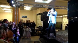 ИГОРЬ КОРНЕЛЮК Подожди- дожди. 8 марта 2014 ТЦ Континент СПб