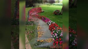 Как красиво оформить клумбу и дорожку. Дачные советы