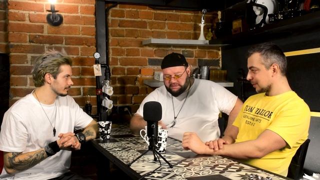 IQTalk Выпуск #2  Михаил Оганесян. Топ три совета для лучшей презентации. Проект за 1млн€. Коррупция