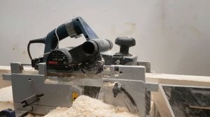 The Bosch GHO 31-82 Professional mounted on the ADV 82 Planner Fixture.