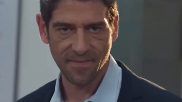 Hudutsuz Sevda 26. Bölüm 1. Fragmanı - YENİ SAVAŞ!! смотреть онлайн