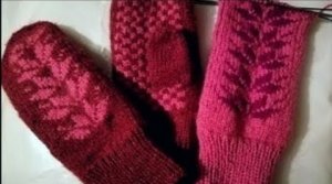 Мама в 83 года связала мне рукавички и не только рукавички