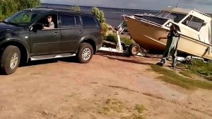 спуск катера