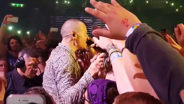 Прощальный концерт Честера Беннингтона из LINKIN PARK смотреть онлайн
