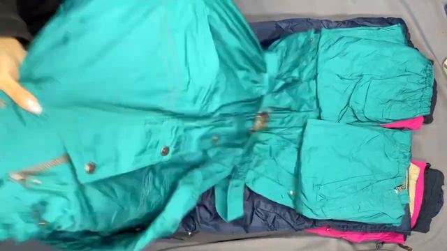 6.Горнолыжные штаны + комбезы КРЕМ 20 кг (9€/кг) - (27ед) - (15 300руб) (M 191) смотреть онлайн