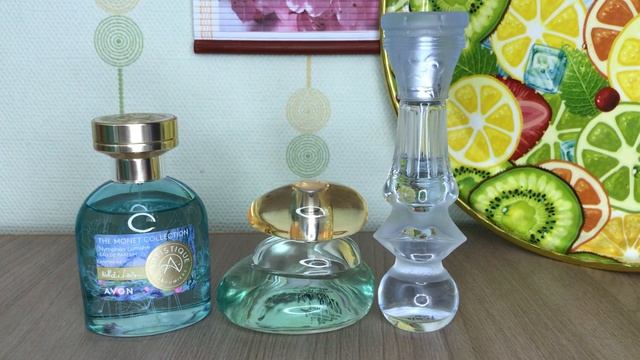 Летние ароматы.Ароматы для жары.Голубые флаконы.