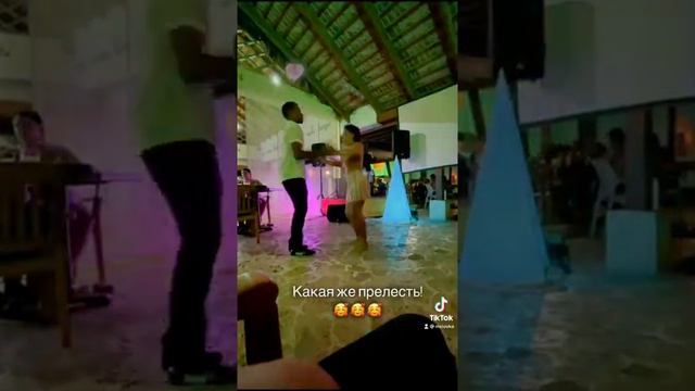 ❤️?Танцы в Доминикане смотреть онлайн