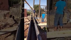 Заливка бетона с бетона насоса.(4)