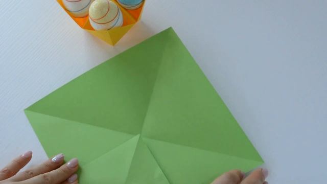 Как сделать подставку для четырёх яиц #оригами How to make a stand for four Easter eggs #origami смотреть онлайн