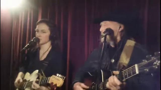 "Heart That You Own!" Griffinheart #Acoustic #CountryMusic DEMO Classic Dwight Yoakam 3Chords &Trut смотреть онлайн