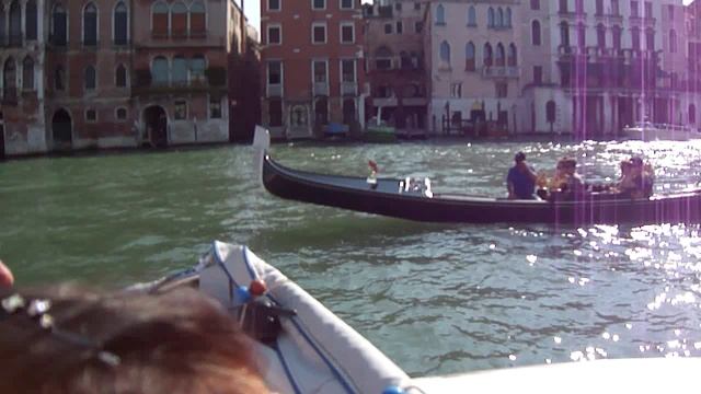 Проплывая по Венеции (Италия)