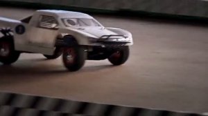 Гонки на радиоуправляемых машинках