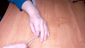 Привязка рыболовных снастей к леске или шнуру узлом, тунцовый узел.