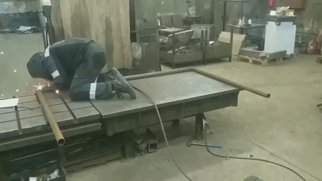 Хоккейные ворота + чертежи. Как загнуть трубу без трубогиба. Сварка труб. смотреть онлайн