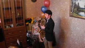 Подарок на юбилей для бабушке. (Саксофон)