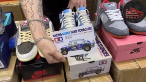 От офиса к самозанятости. Оптовый поставщик кроссовок.