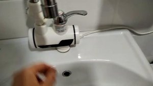 Водонагреватель электрический проточный. Год эксплуатации.