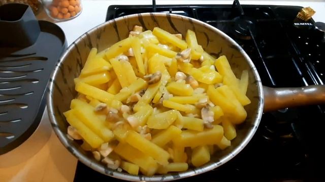 Я вся В РАЗДУМЬЯХ?Приготовила УЖИН?Поехала в LOST веселиться????? смотреть онлайн