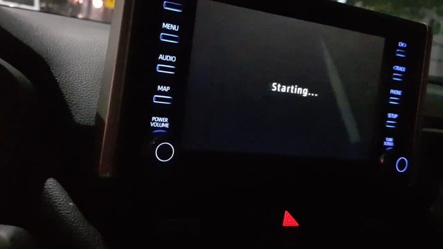 Просматриваем видео файлы с "флешки" на Toyota RAV4 New " смотреть онлайн