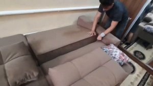 Диван с механизмом тик-так