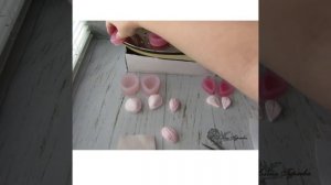 Видеообзор вайнеров розы и тюльпанов от компании Makeflowers.