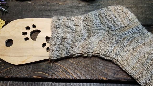 В"язання спицями та гачком. Коврик, ряднина ,кофта та шкарпетки. смотреть онлайн