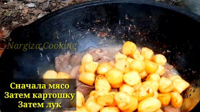 Узбек КАЗАН КЕБАБ/Qozon kabob tayyorlanishi! НАСТОЯЩИЙ УЗБЕКСКИЙ ЧАЙХАНА КАЗАН КЕБАБ смотреть онлайн