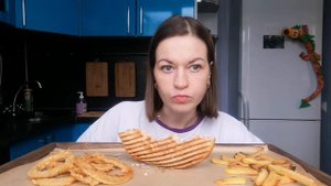 МУКБАНГ ДЁНЕР, ЛУКОВЫЕ КОЛЬЦА, ФРИ/MUKBANG HALK FAMILY ЕДА